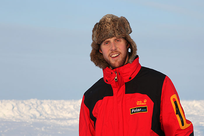 Marcel Schütz, unser Mann in Spitzbergen. Diesmal als PolarNEWS-Fotograf mit am Nordpol.